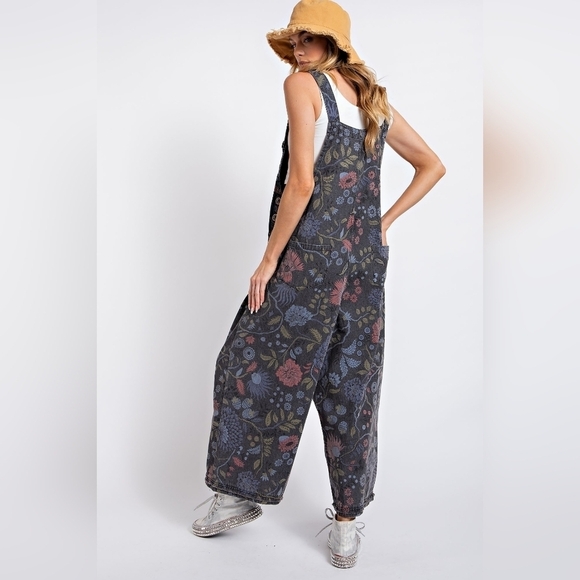 NWT Easel Black Denim Floral Boho Wide Leg Overall Jumpsuit - Picture 3 of 6